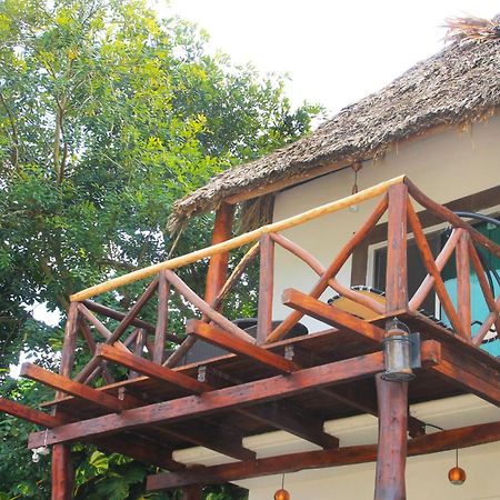 Hotel Pancho Villas Bacalar - Free Bikes And Paddles Luaran gambar